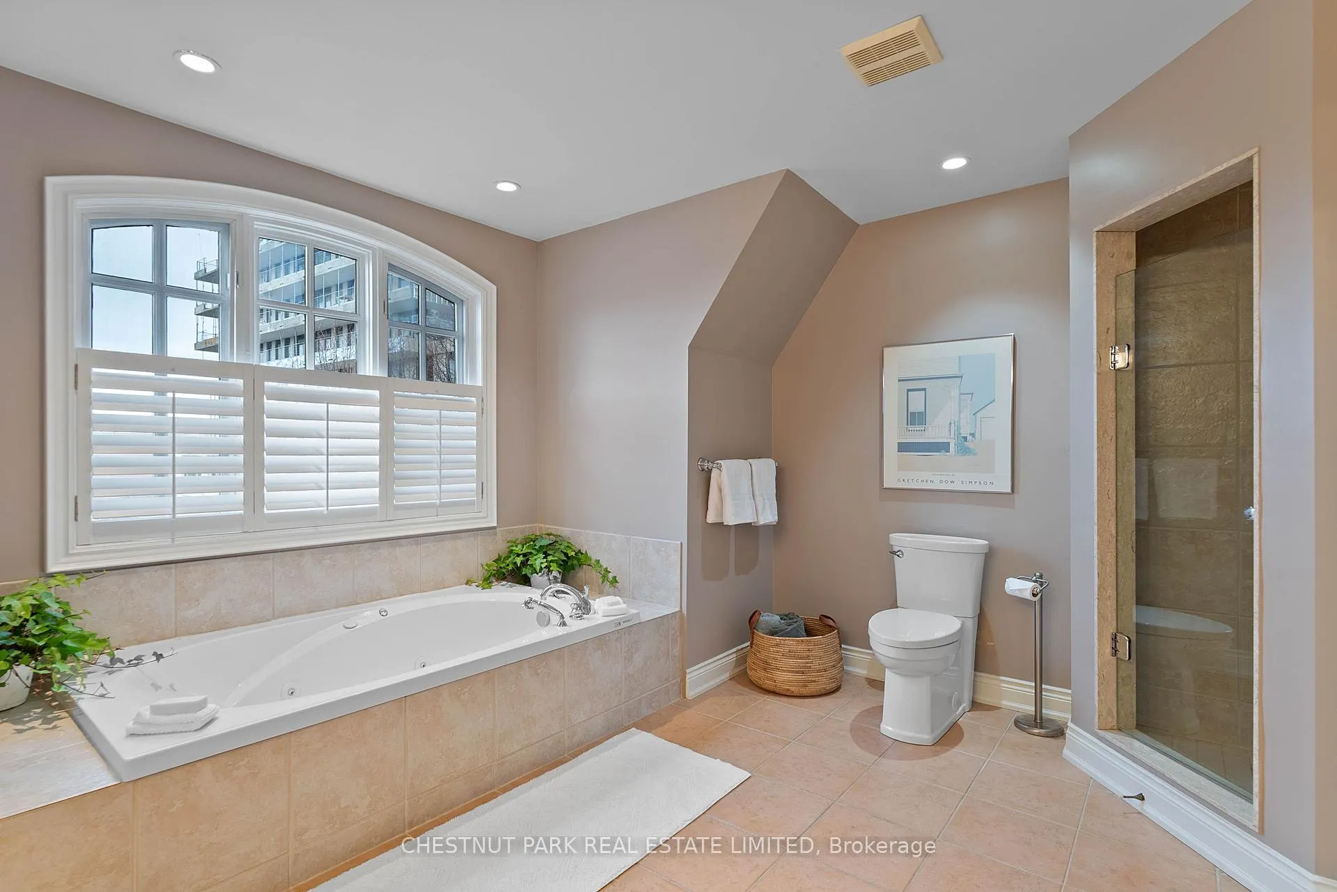 Photo 24 of 21 Castlefield Avenue, Toronto, Yonge-Eglinton — HOMEH