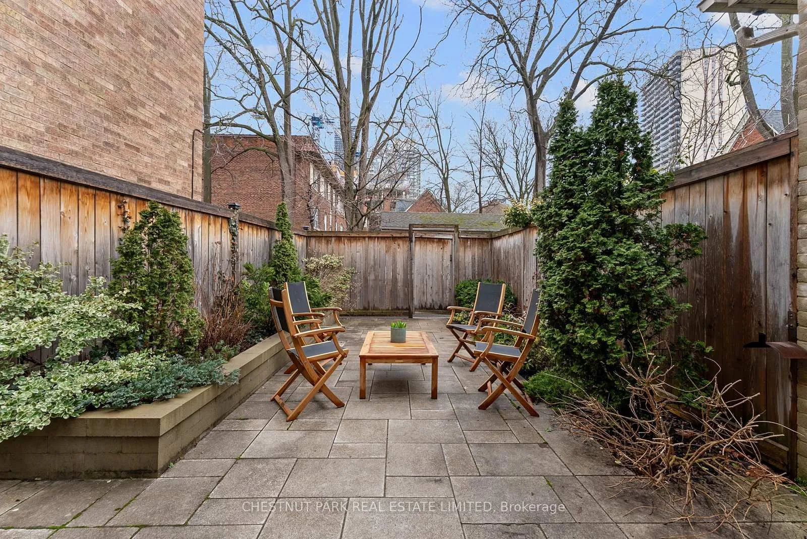 Photo 28 of 21 Castlefield Avenue, Toronto, Yonge-Eglinton — HOMEH