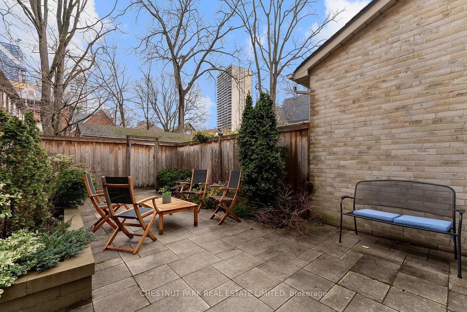 Photo 29 of 21 Castlefield Avenue, Toronto, Yonge-Eglinton — HOMEH