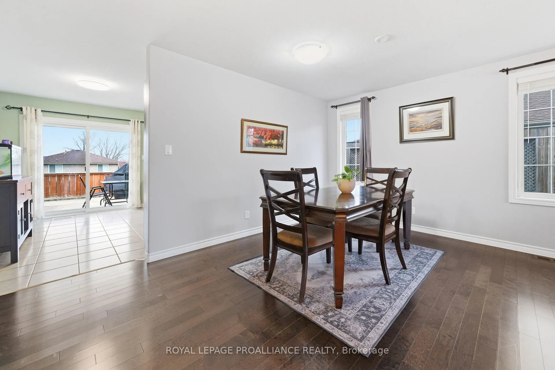 Photo 5 of 29 Ridgeview Lane, Quinte West, Sidney Ward — HOMEH