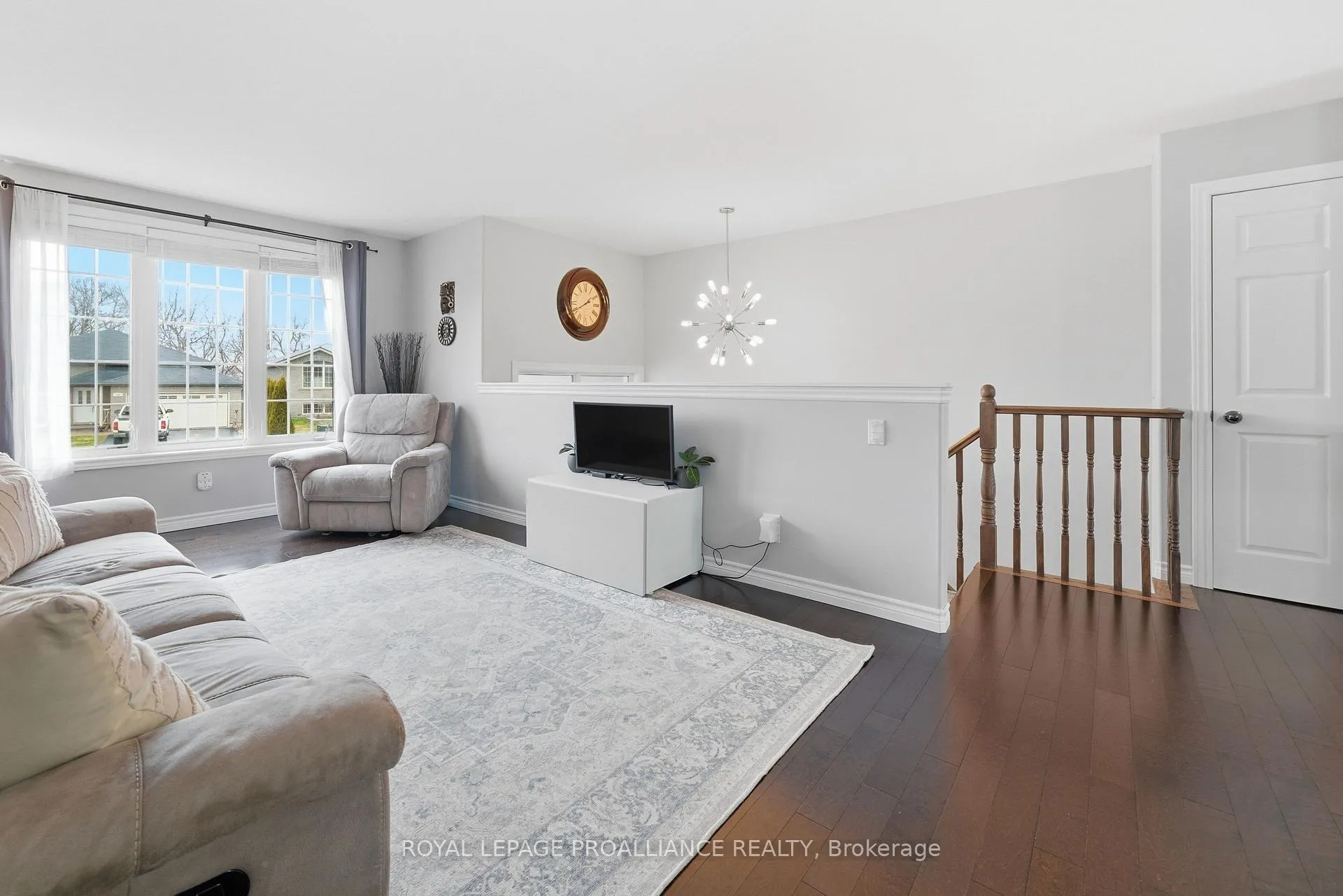 Photo 8 of 29 Ridgeview Lane, Quinte West, Sidney Ward — HOMEH