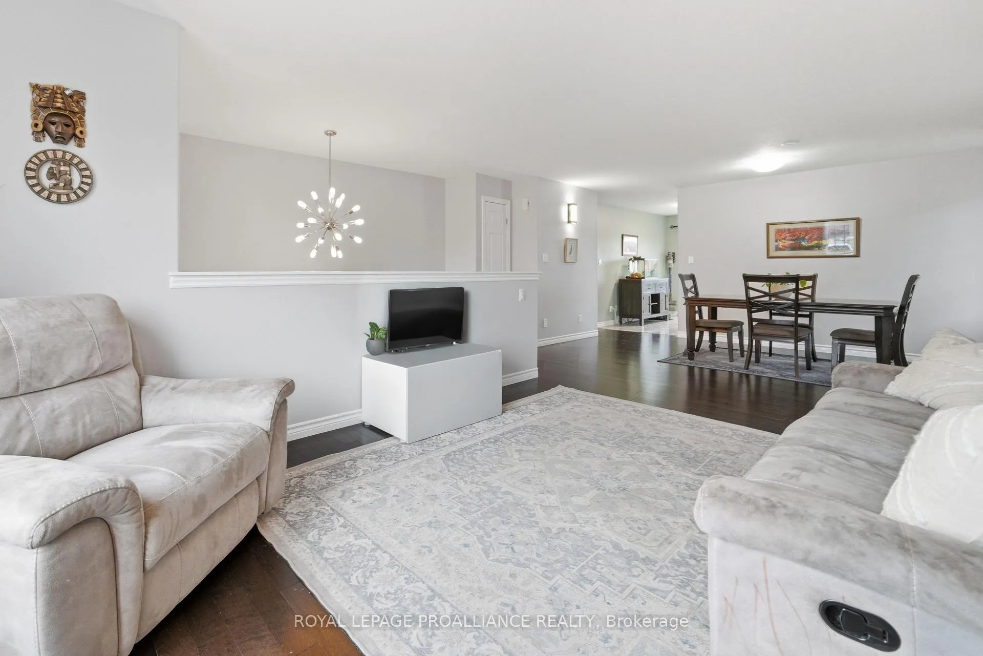 Photo 11 of 29 Ridgeview Lane, Quinte West, Sidney Ward — HOMEH