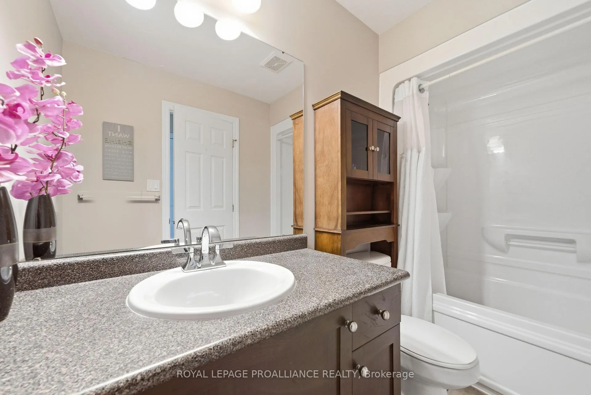 Photo 23 of 29 Ridgeview Lane, Quinte West, Sidney Ward — HOMEH