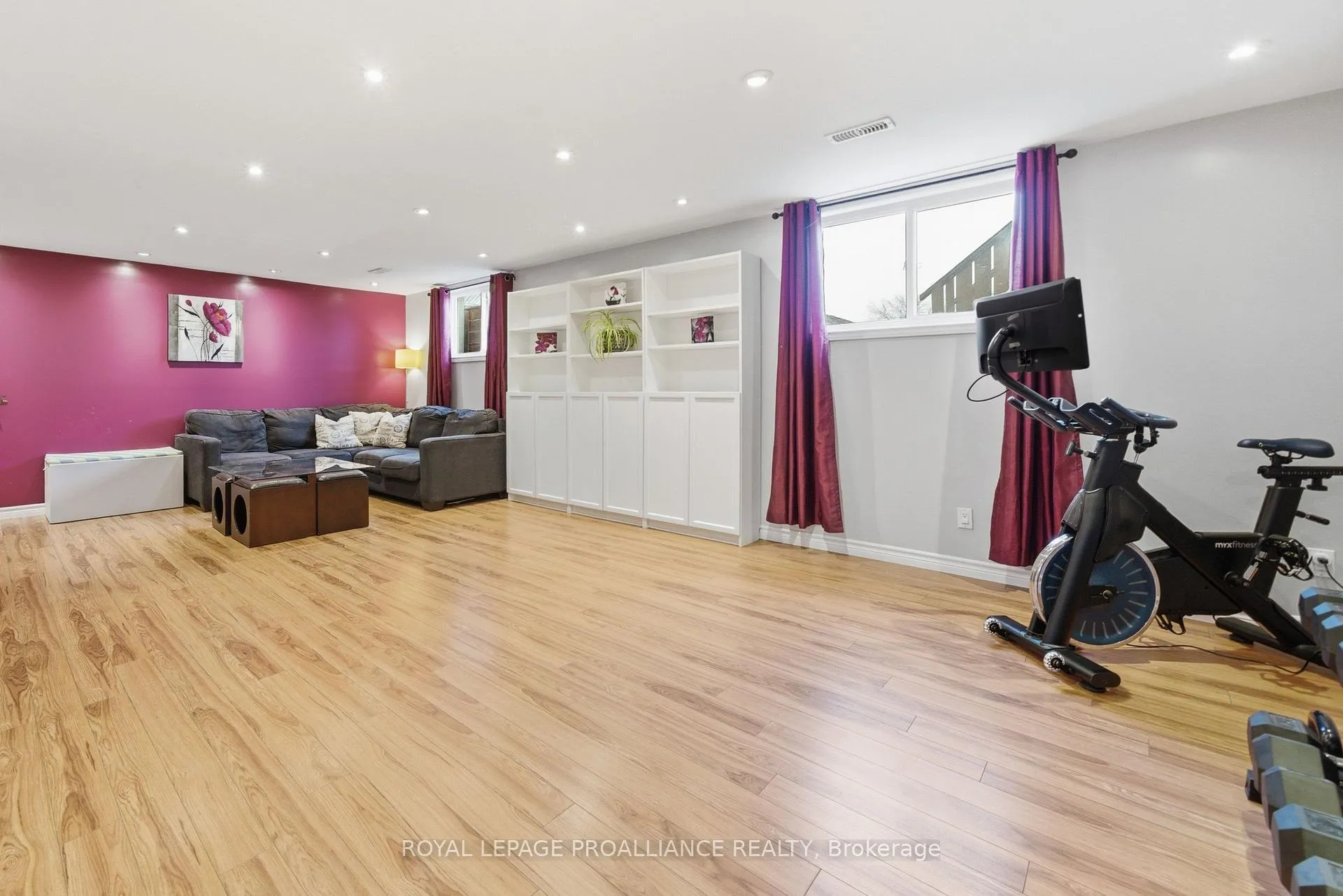 Photo 24 of 29 Ridgeview Lane, Quinte West, Sidney Ward — HOMEH