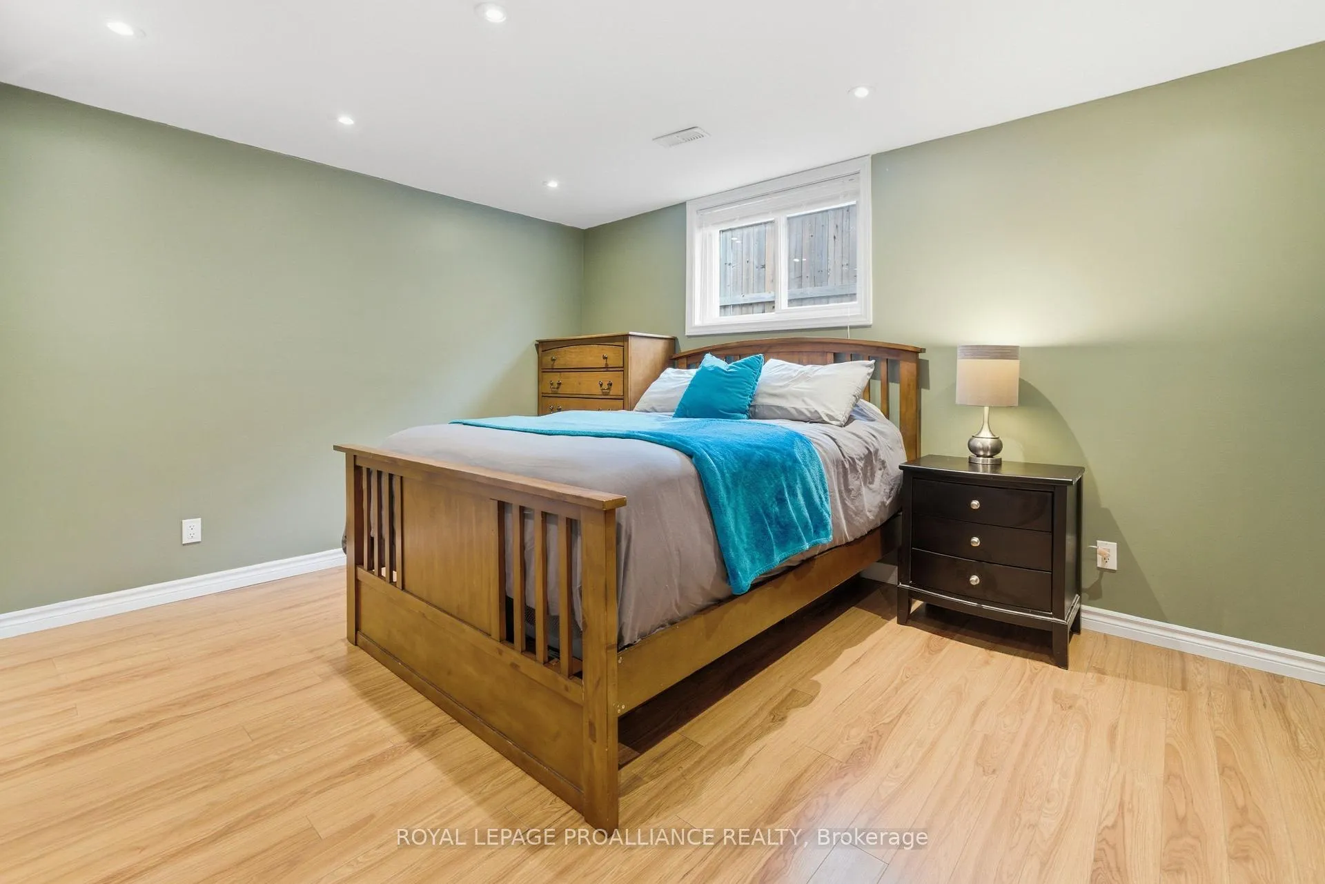 Photo 32 of 29 Ridgeview Lane, Quinte West, Sidney Ward — HOMEH