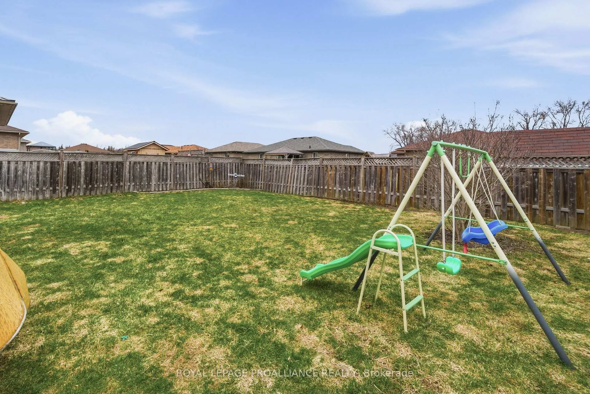 Photo 44 of 29 Ridgeview Lane, Quinte West, Sidney Ward — HOMEH