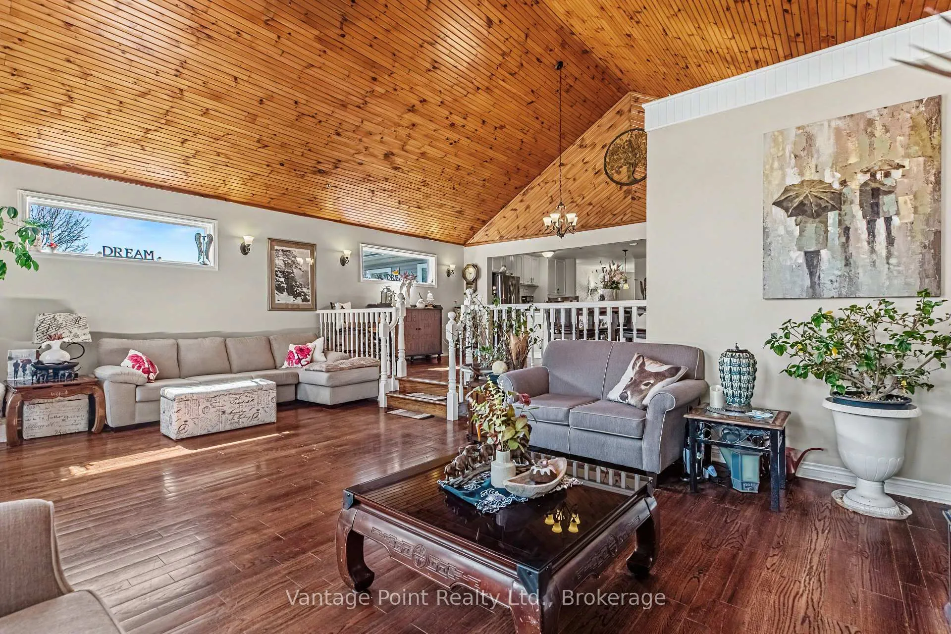 Photo 12 of 113 Glenwood Place, West Grey — HOMEH