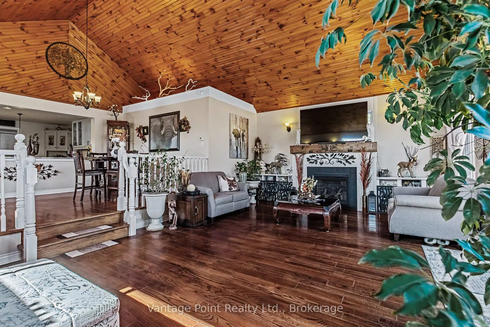 Photo 16 of 113 Glenwood Place, West Grey — HOMEH