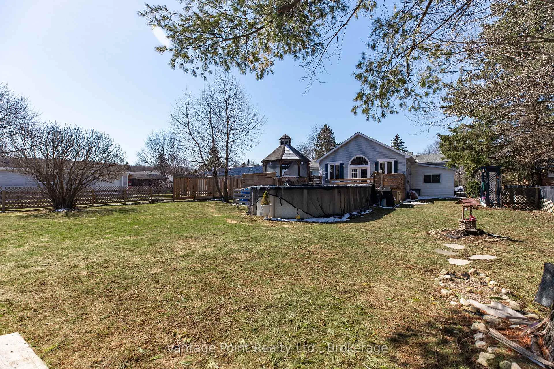 Photo 45 of 113 Glenwood Place, West Grey — HOMEH