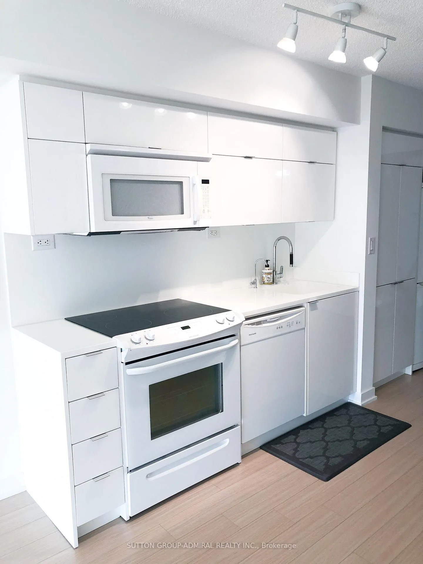 Photo 1 of Unit 820, 151 Dan Leckie Way, Toronto, Waterfront Communities — HOMEH