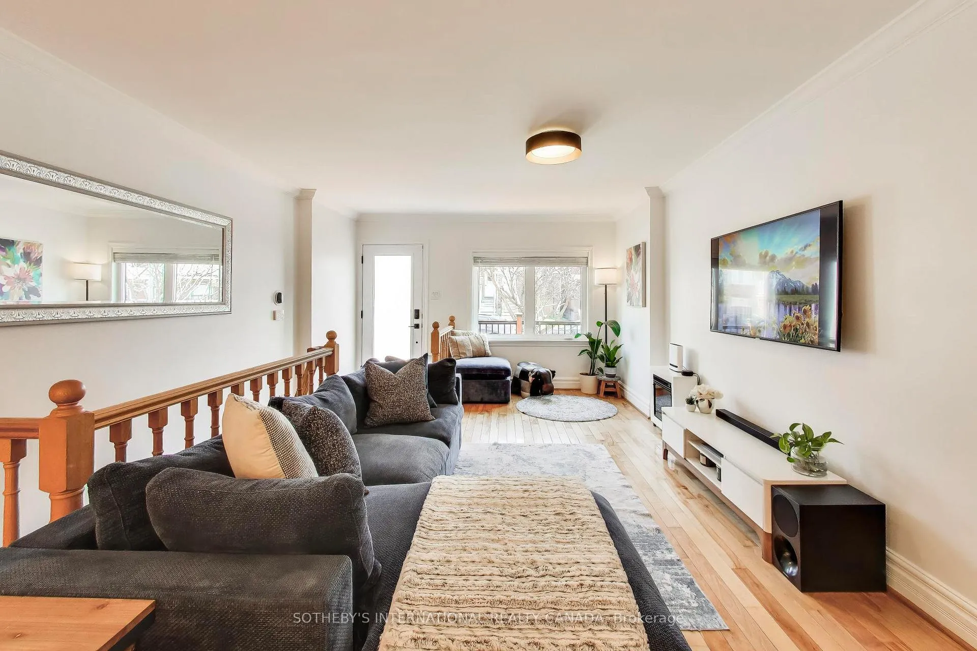 Photo 7 of 302 Boon Avenue, Toronto, Caledonia-Fairbank — HOMEH