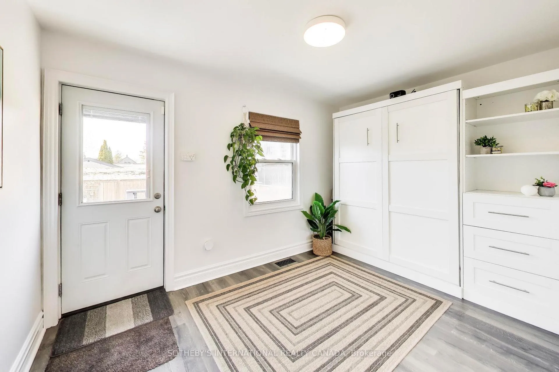 Photo 12 of 302 Boon Avenue, Toronto, Caledonia-Fairbank — HOMEH