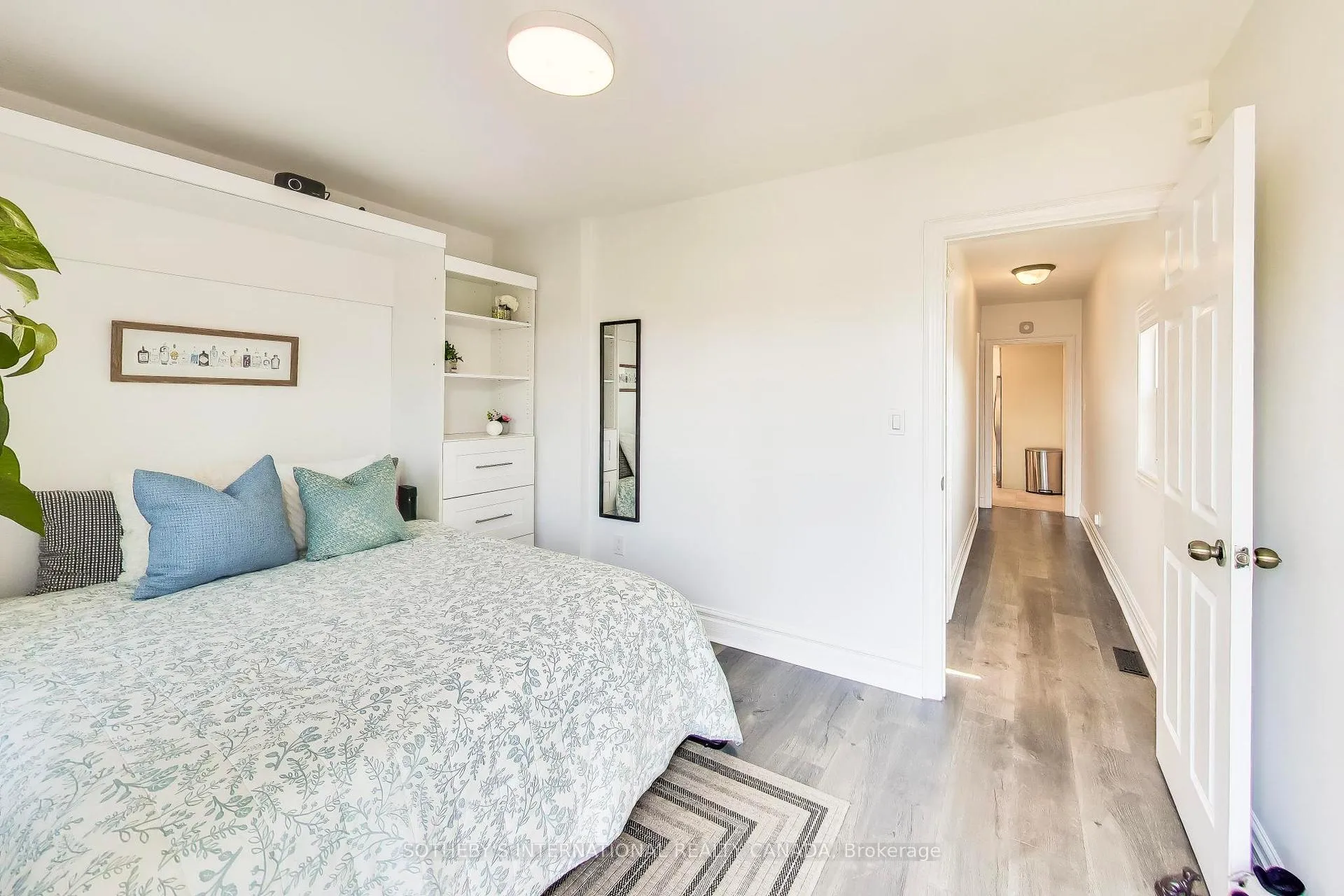 Photo 13 of 302 Boon Avenue, Toronto, Caledonia-Fairbank — HOMEH