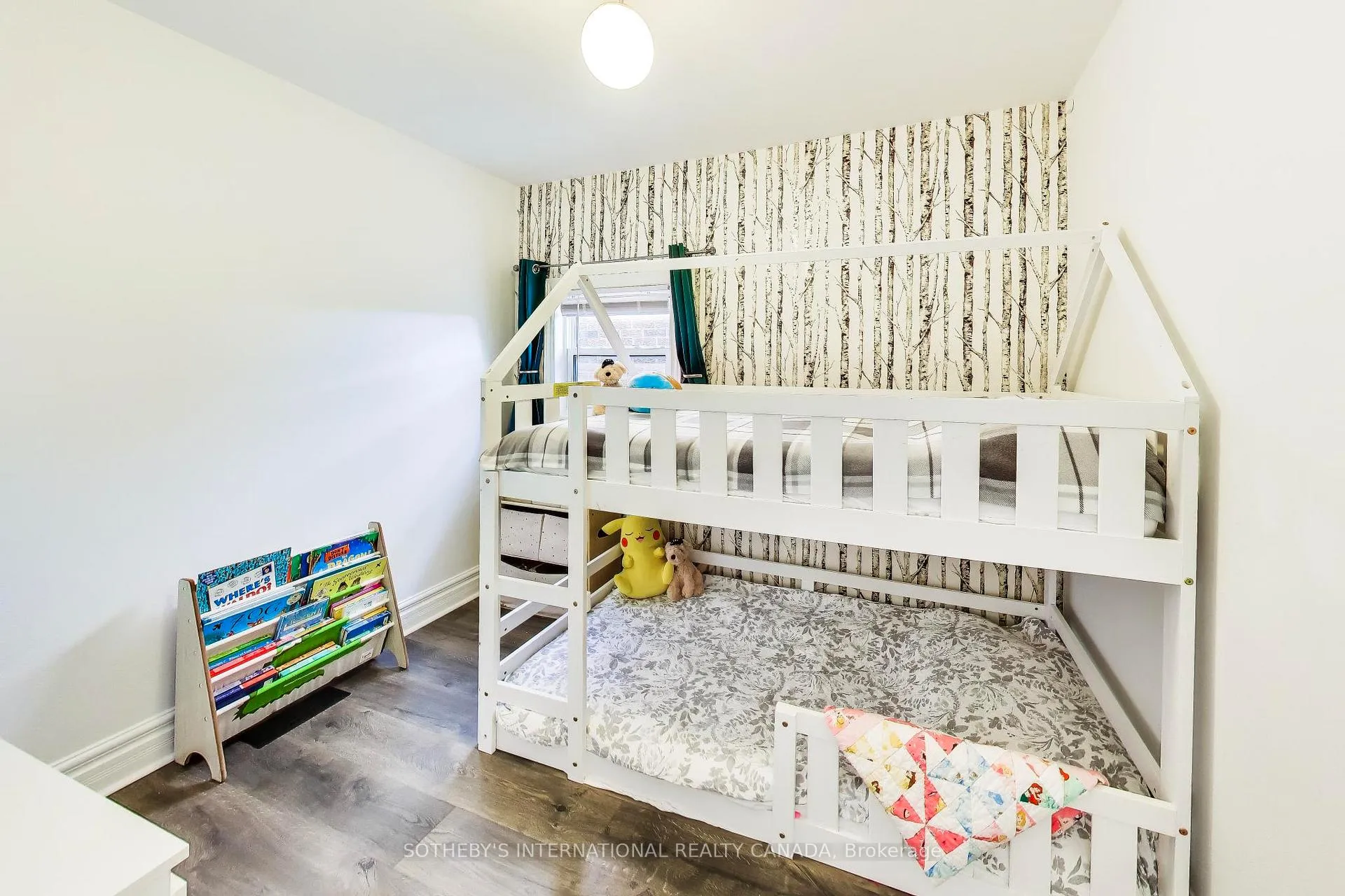 Photo 15 of 302 Boon Avenue, Toronto, Caledonia-Fairbank — HOMEH