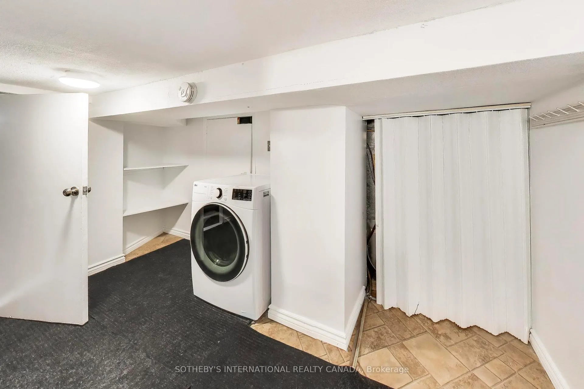 Photo 23 of 302 Boon Avenue, Toronto, Caledonia-Fairbank — HOMEH