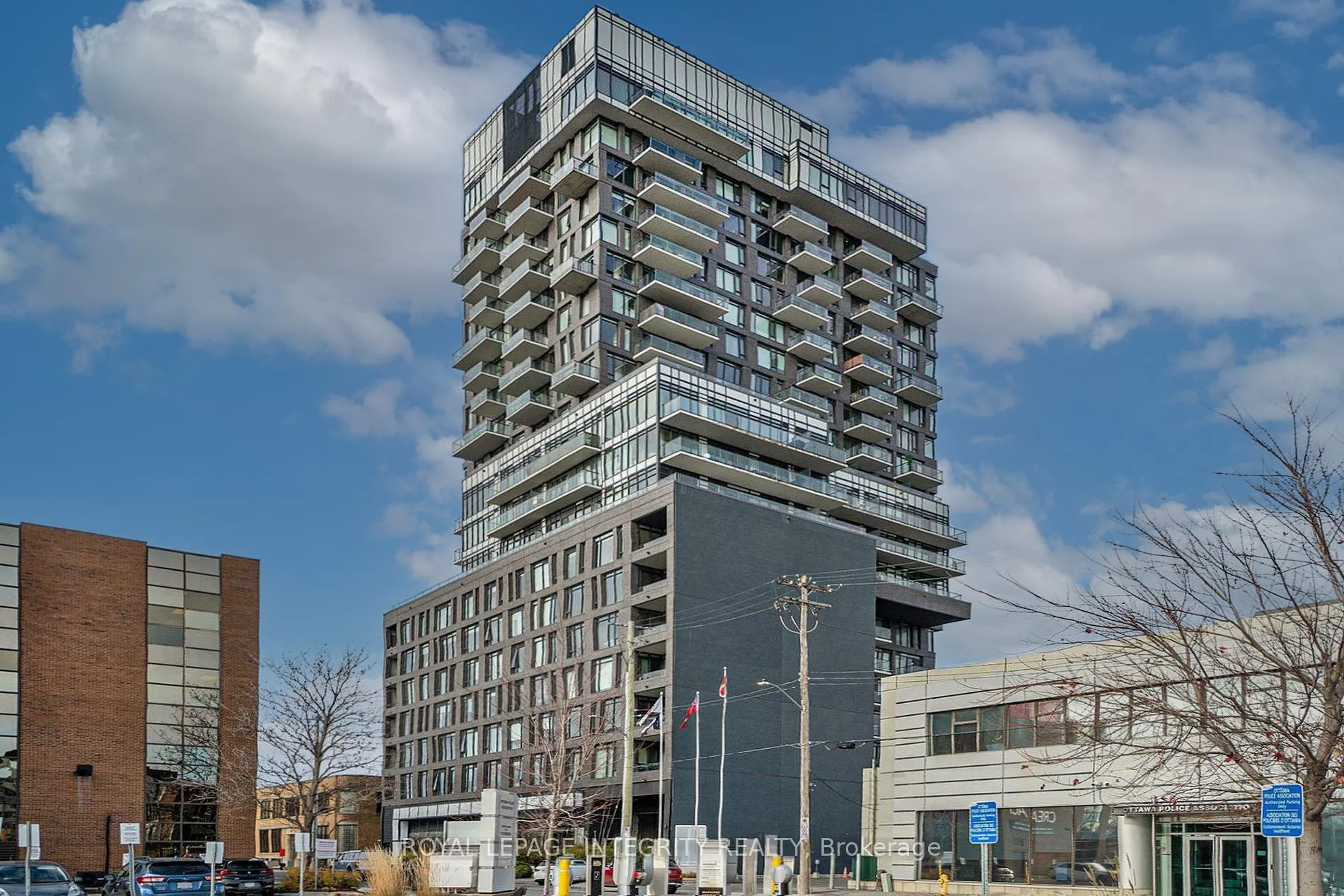 Photo 1 of Unit 1006, 203 Catherine Street, Ottawa, Ottawa Centre — HOMEH