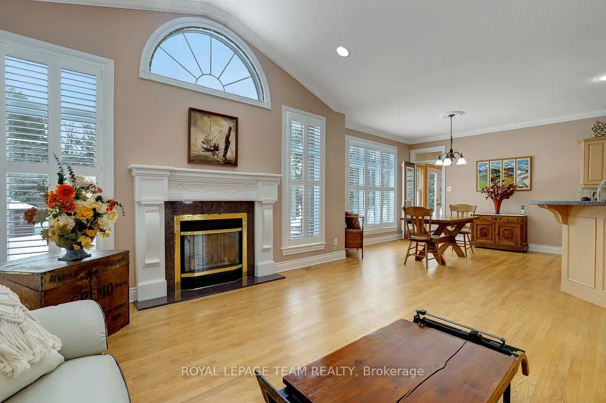 Photo 7 of 1093 Pegasus Crescent, Ottawa, Greely — HOMEH