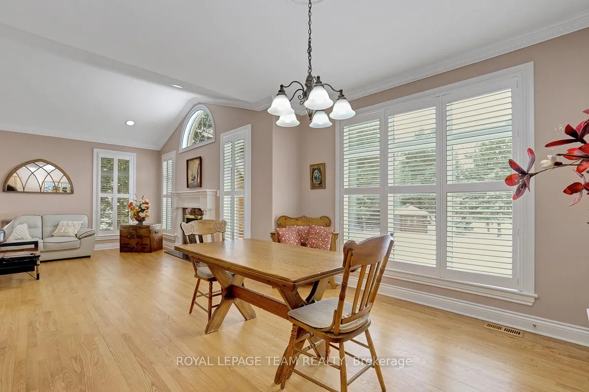 Photo 14 of 1093 Pegasus Crescent, Ottawa, Greely — HOMEH