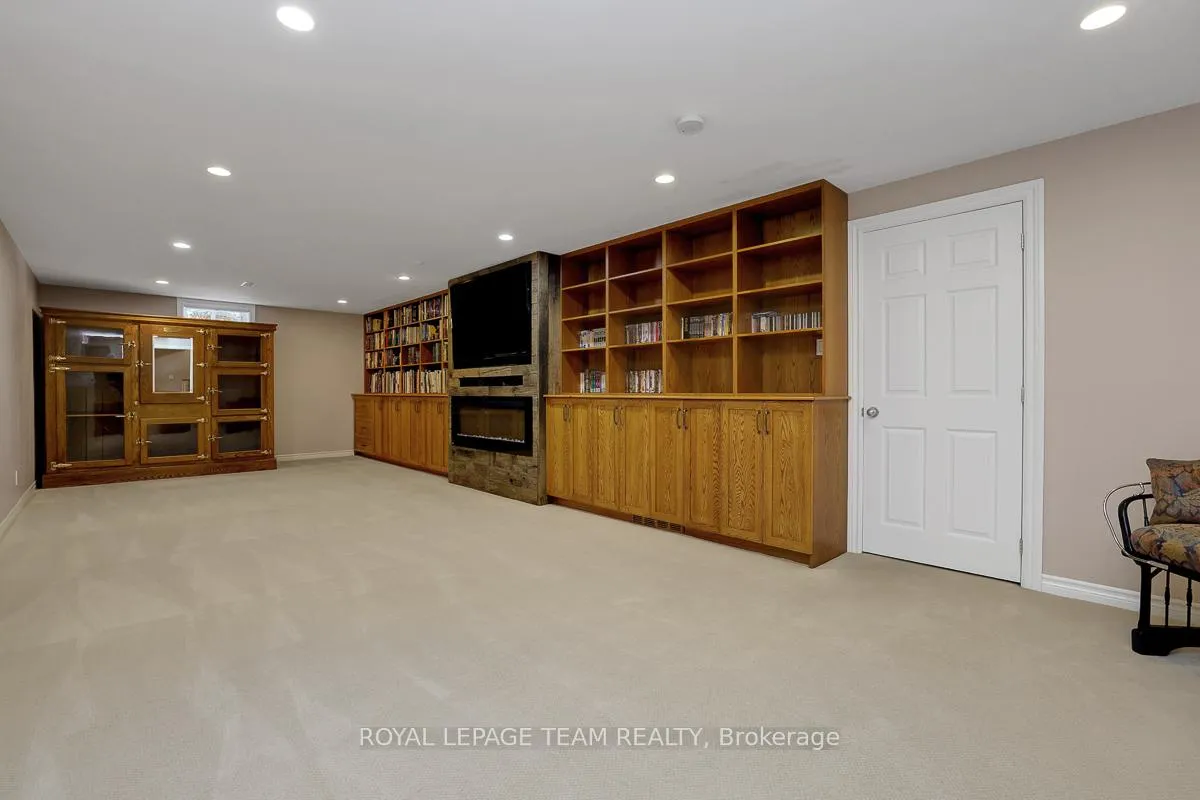 Photo 30 of 1093 Pegasus Crescent, Ottawa, Greely — HOMEH