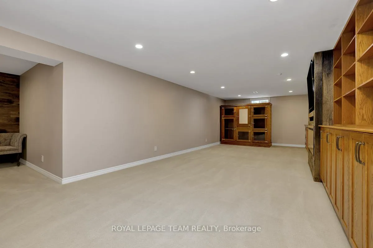 Photo 31 of 1093 Pegasus Crescent, Ottawa, Greely — HOMEH