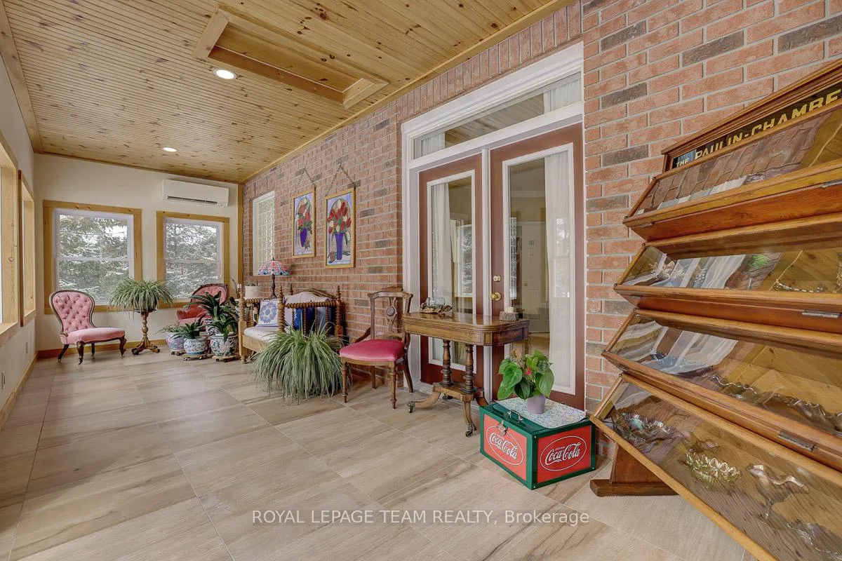 Photo 37 of 1093 Pegasus Crescent, Ottawa, Greely — HOMEH