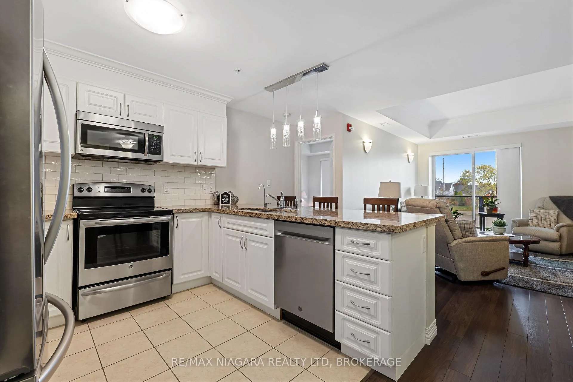 Photo 9 of Unit 202, 141 Vansickle Road, St. Catharines, Rykert/Vansickle — HOMEH