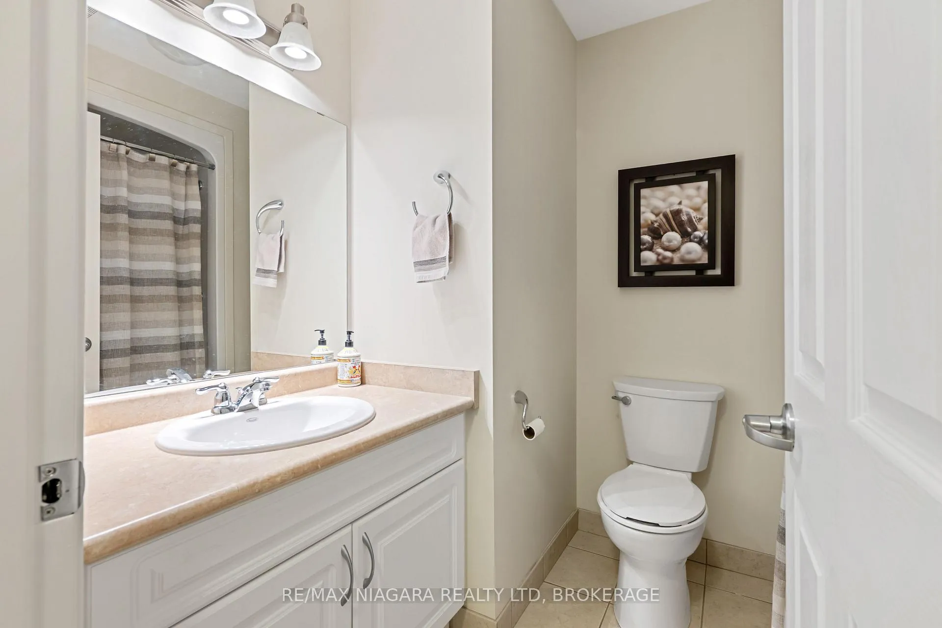 Photo 20 of Unit 202, 141 Vansickle Road, St. Catharines, Rykert/Vansickle — HOMEH