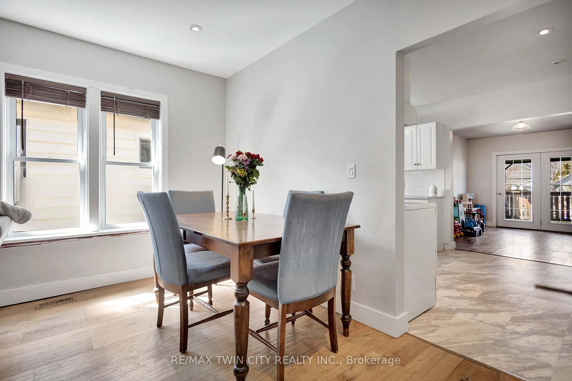 Photo 10 of 20 East Street, Norfolk, Simcoe — HOMEH