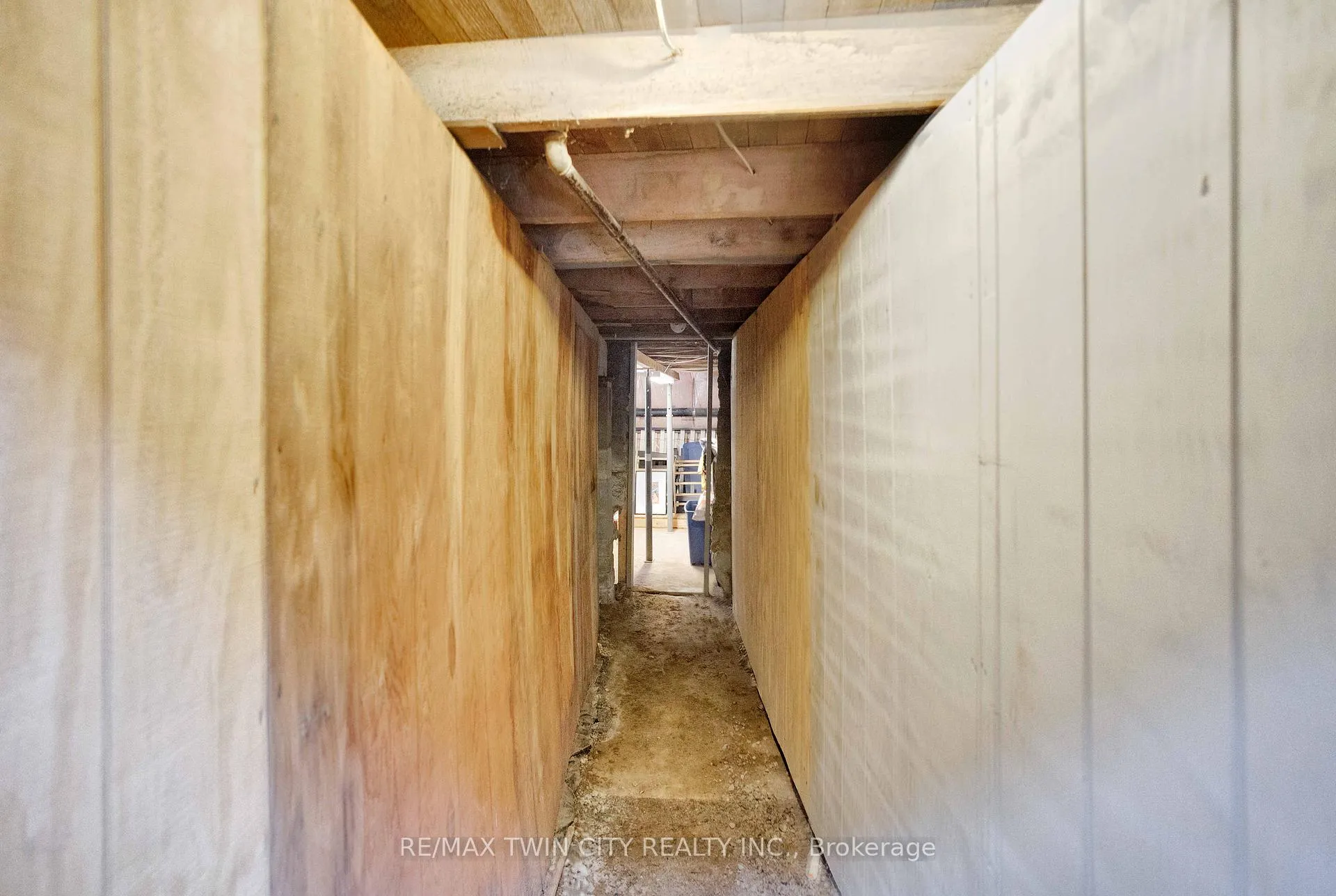 Photo 28 of 20 East Street, Norfolk, Simcoe — HOMEH
