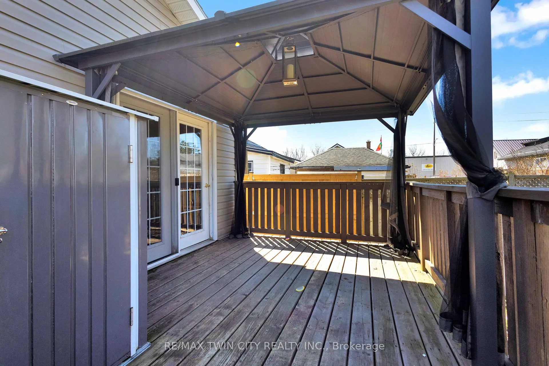 Photo 32 of 20 East Street, Norfolk, Simcoe — HOMEH