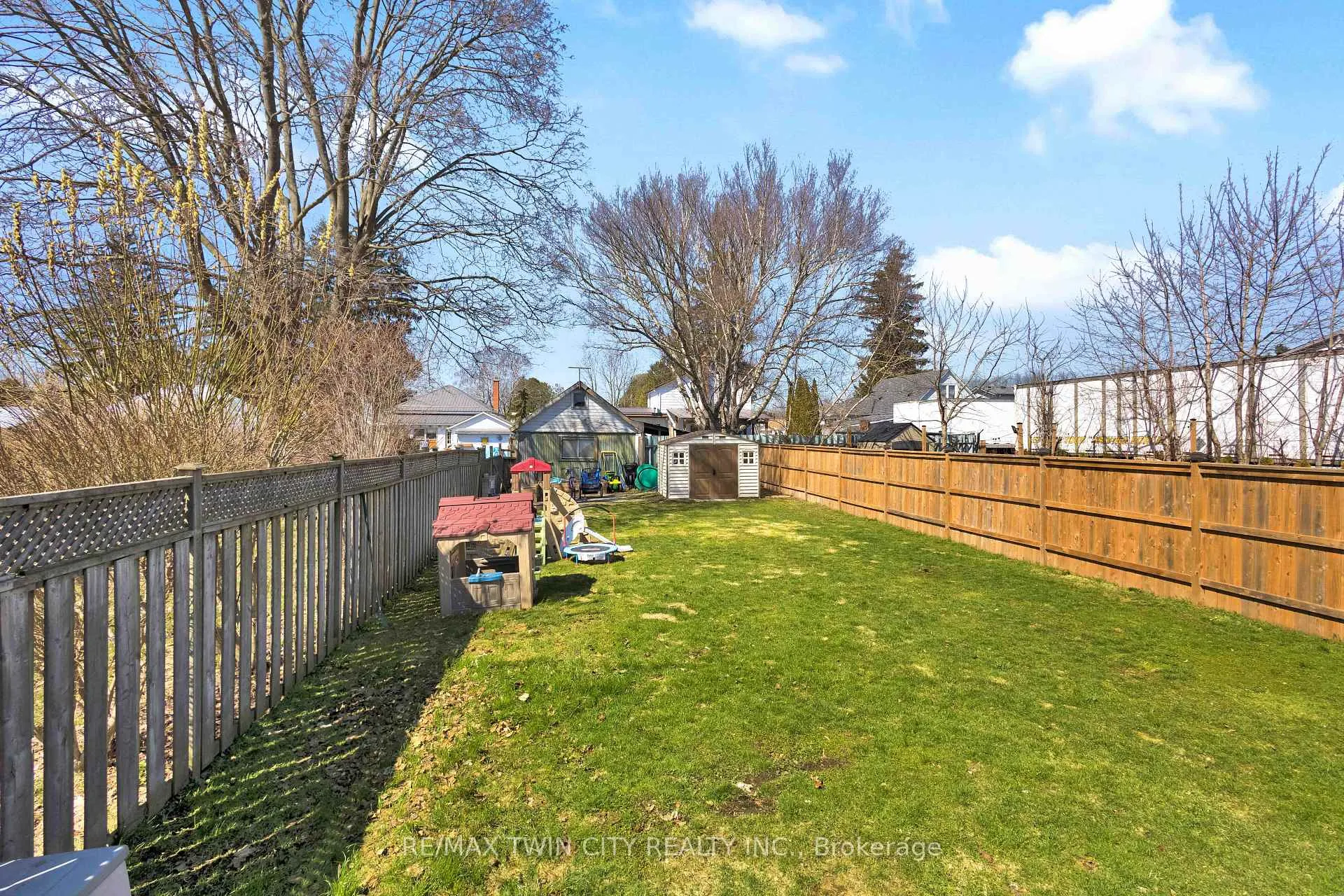 Photo 36 of 20 East Street, Norfolk, Simcoe — HOMEH