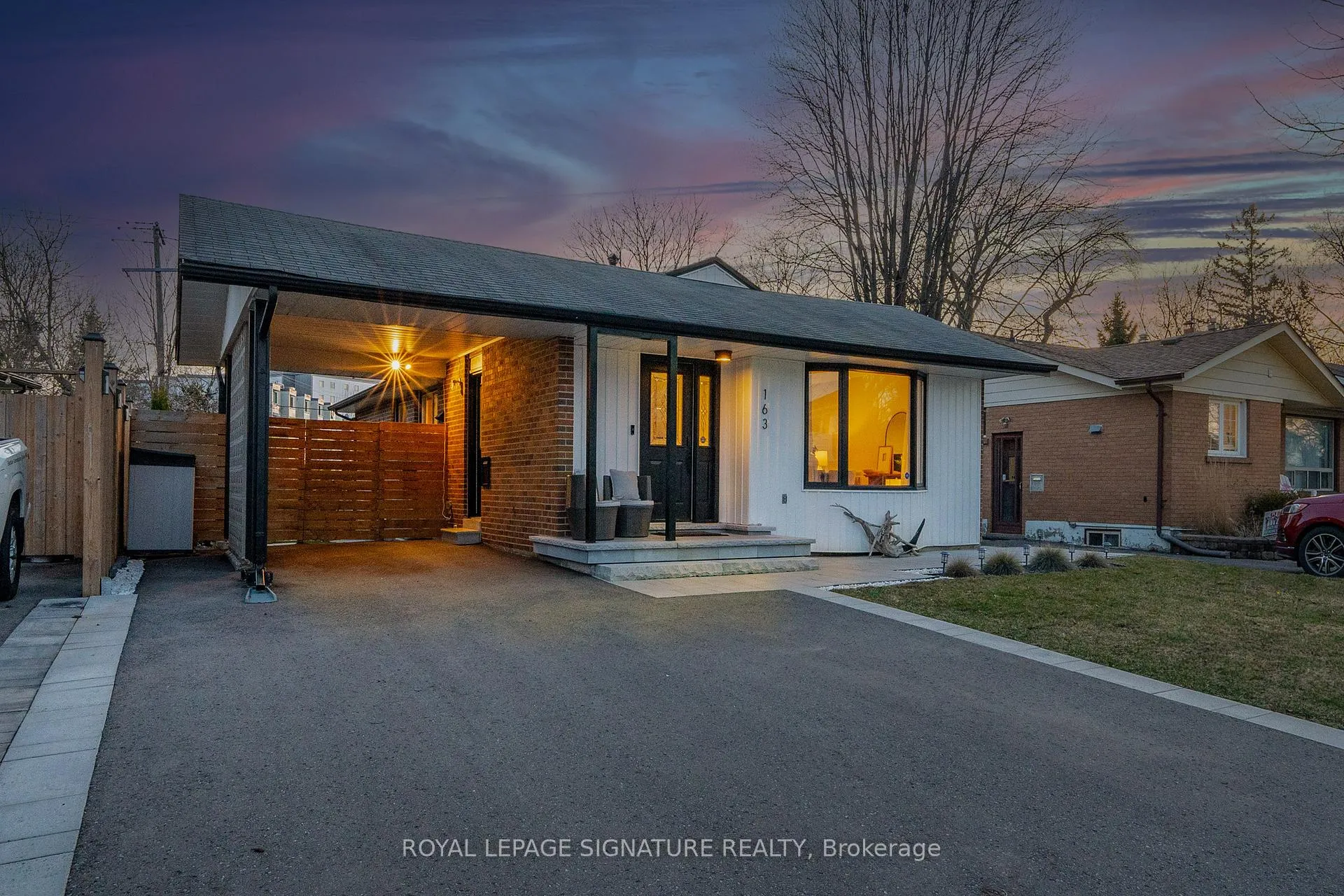 Photo 5 of 163 Simpson Road, Ajax, South East — HOMEH