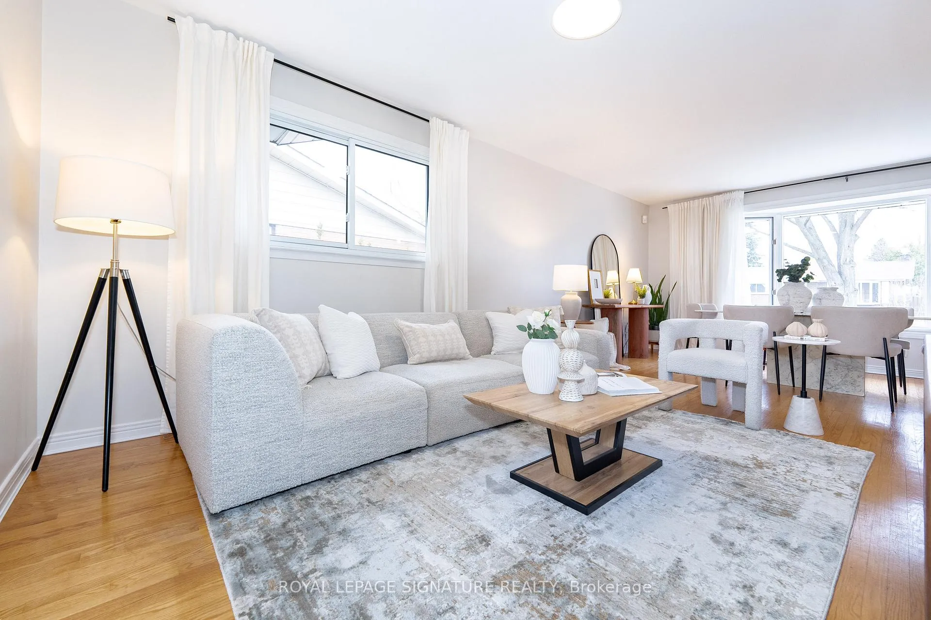 Photo 15 of 163 Simpson Road, Ajax, South East — HOMEH