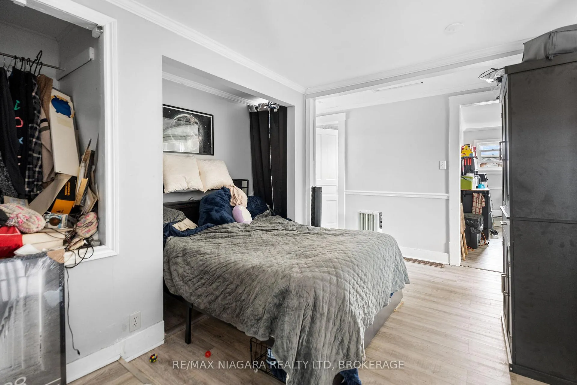Photo 11 of 20 Niagara Street, St. Catharines, E. Chester — HOMEH