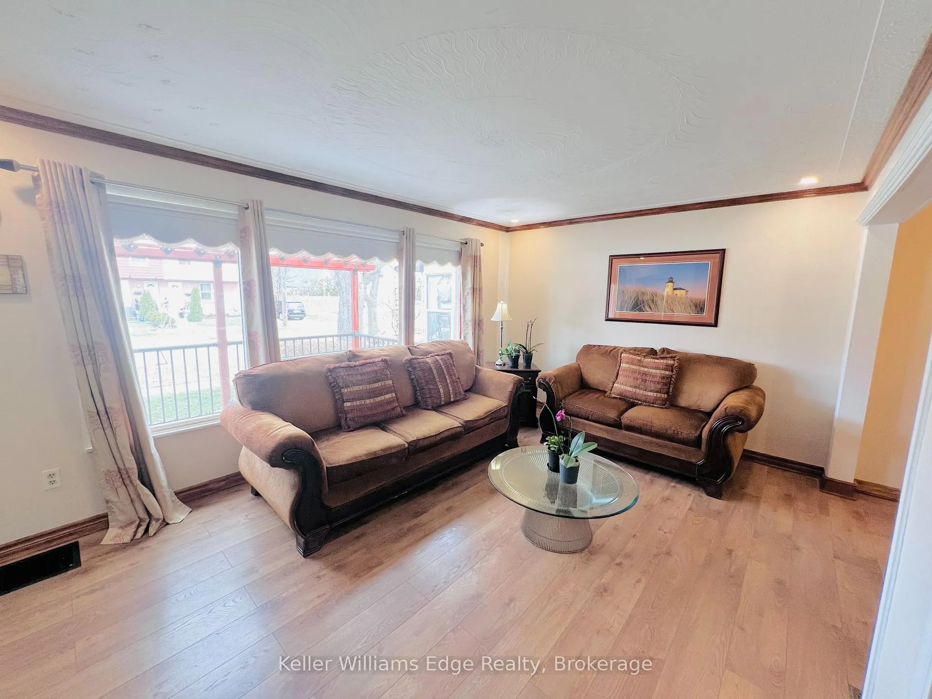 Photo 6 of 56 Eastvale Place, Hamilton, McQuesten — HOMEH
