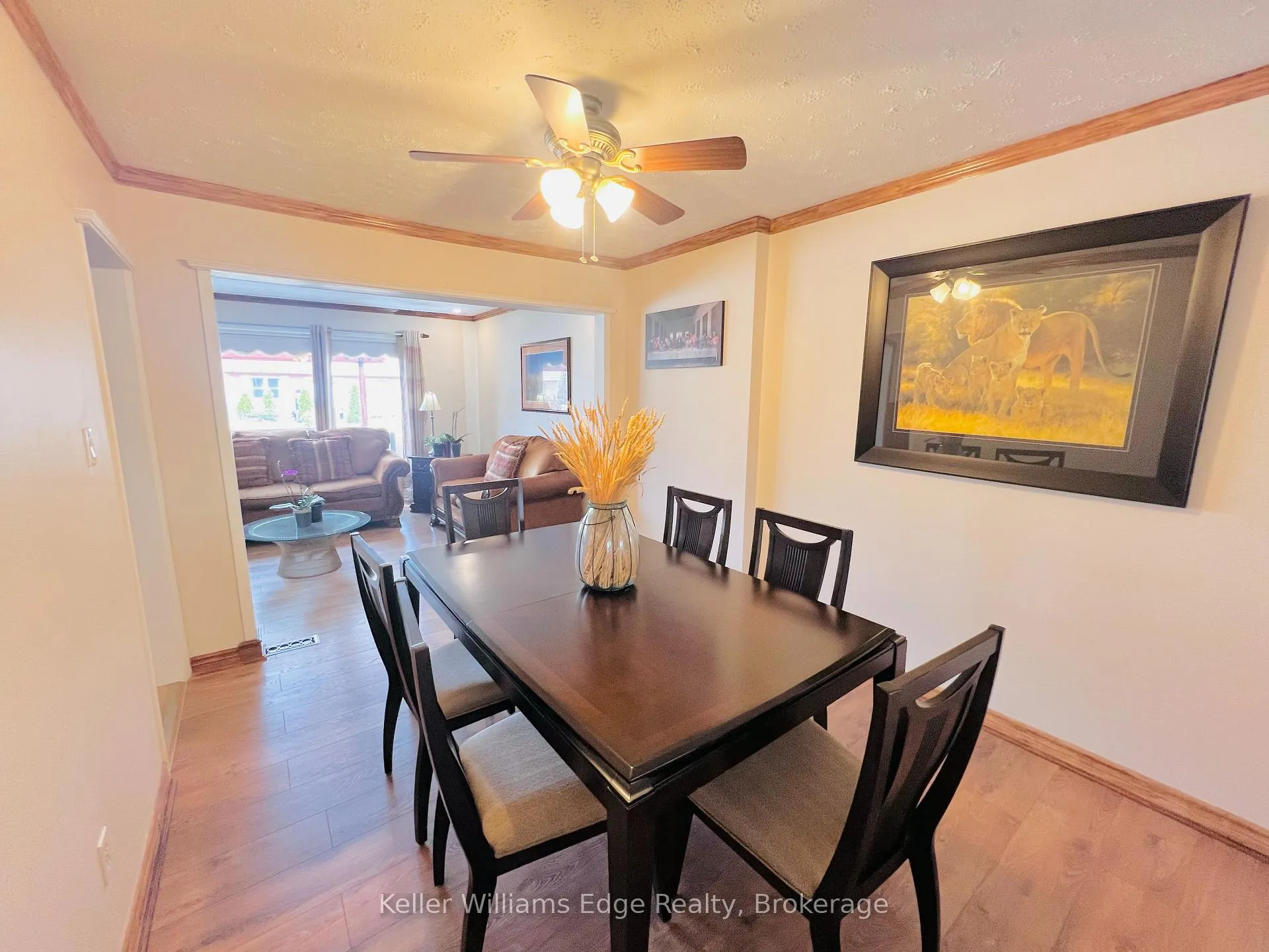 Photo 10 of 56 Eastvale Place, Hamilton, McQuesten — HOMEH