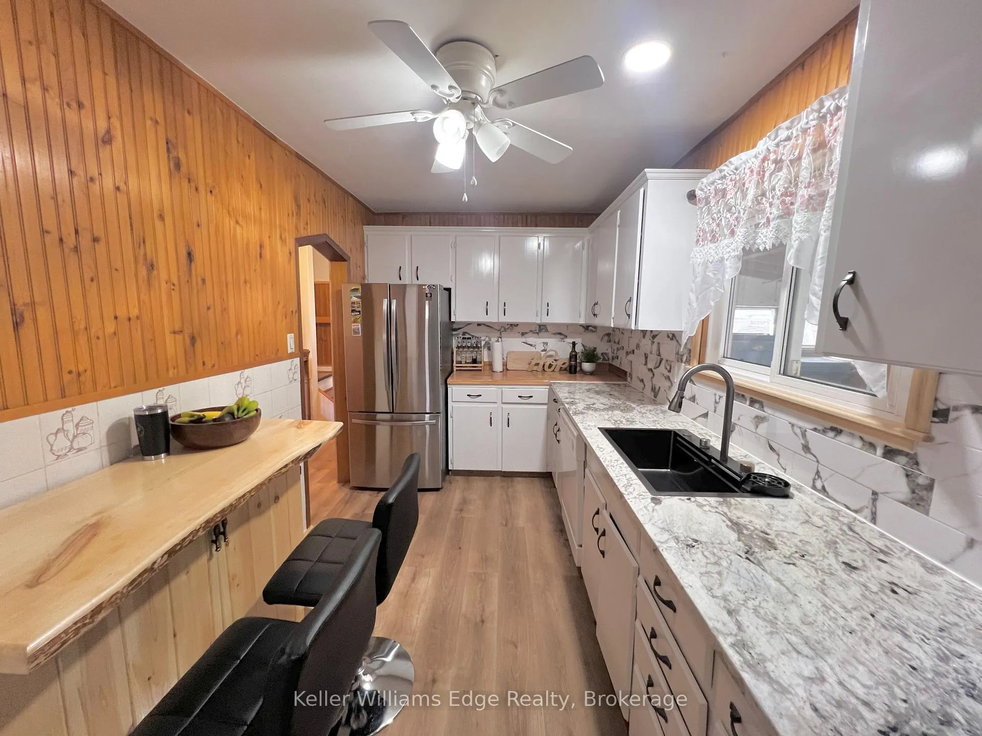 Photo 14 of 56 Eastvale Place, Hamilton, McQuesten — HOMEH