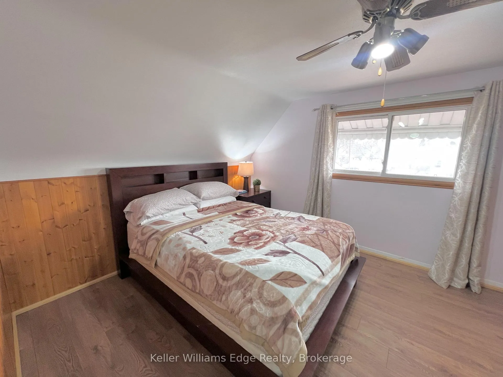 Photo 20 of 56 Eastvale Place, Hamilton, McQuesten — HOMEH