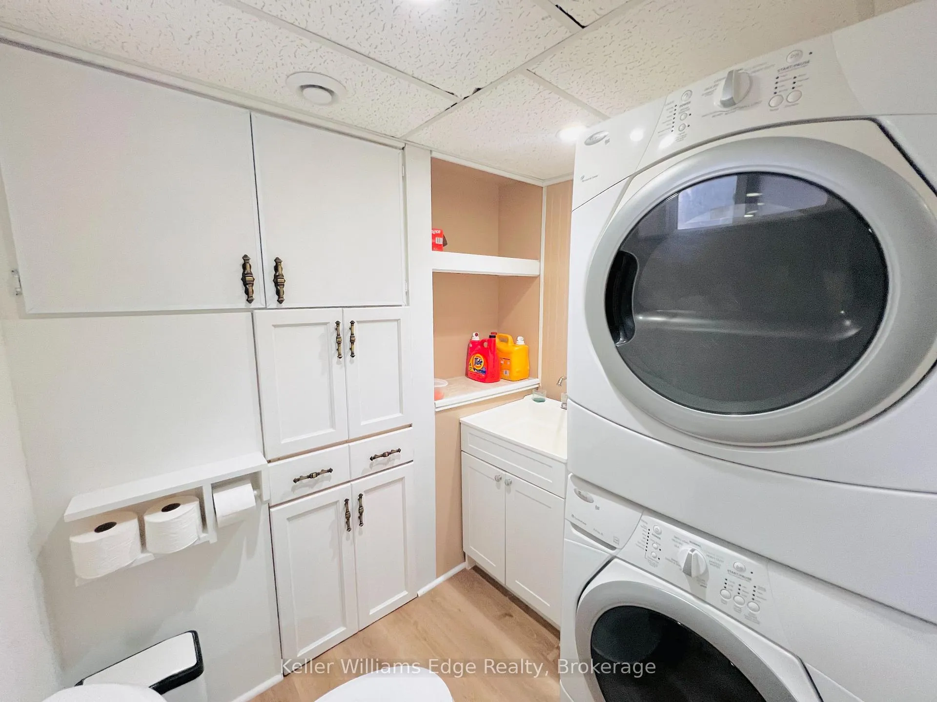 Photo 26 of 56 Eastvale Place, Hamilton, McQuesten — HOMEH