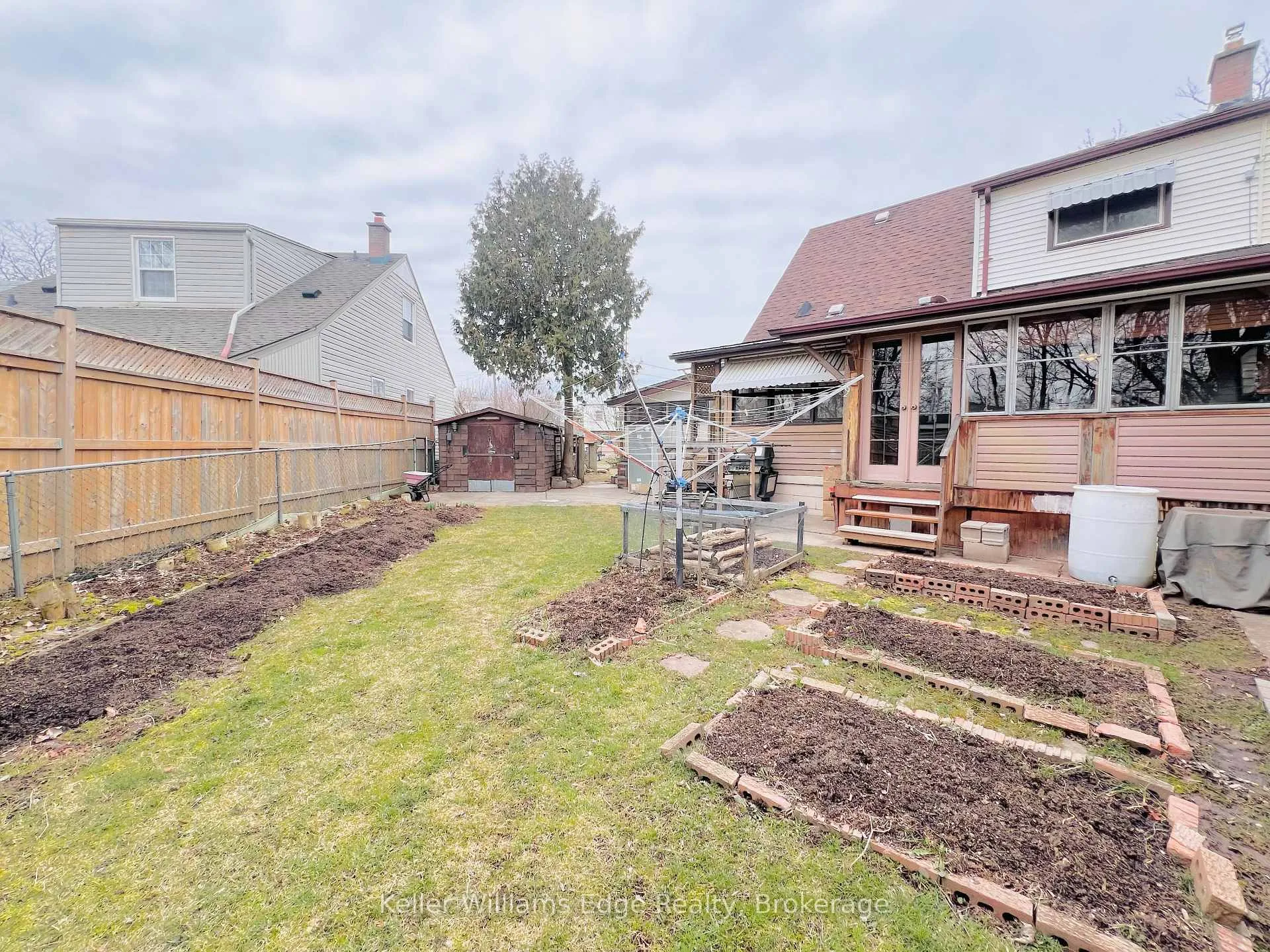 Photo 33 of 56 Eastvale Place, Hamilton, McQuesten — HOMEH