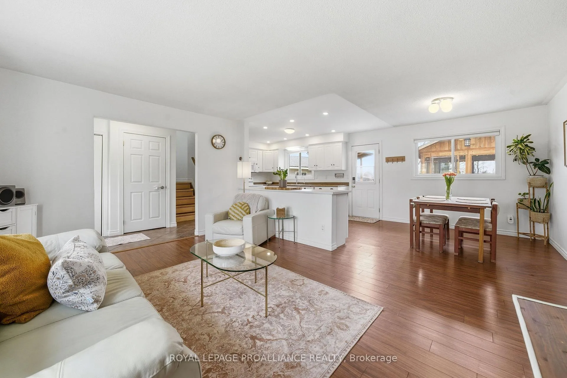 Photo 8 of 514 Lester Road, Quinte West, Sidney Ward — HOMEH