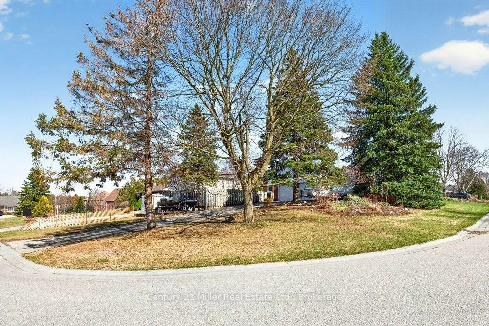 Photo 3 of 86 Waterford Drive, Erin — HOMEH