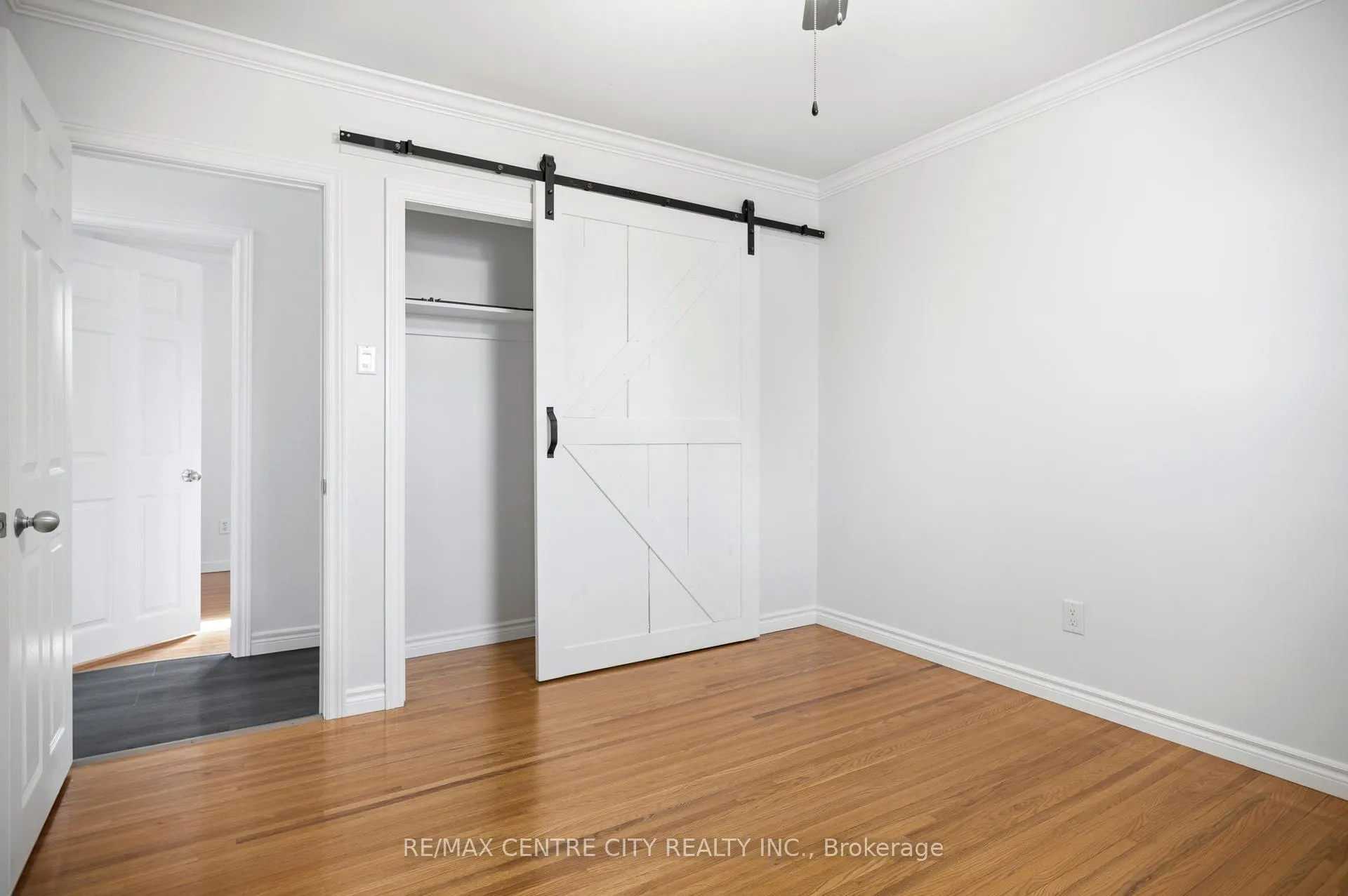 Photo 15 of 72 Elmwood Avenue, St. Thomas — HOMEH