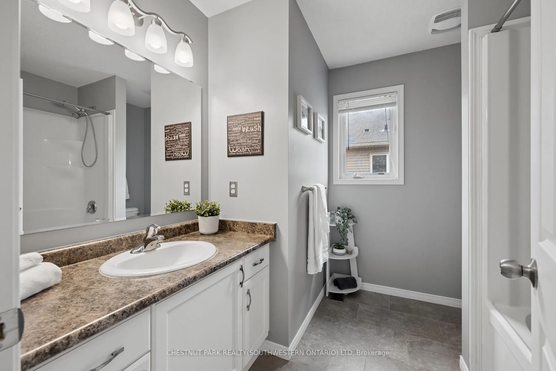 Photo 23 of Unit 1B, 240 Westmeadow Drive, Kitchener — HOMEH