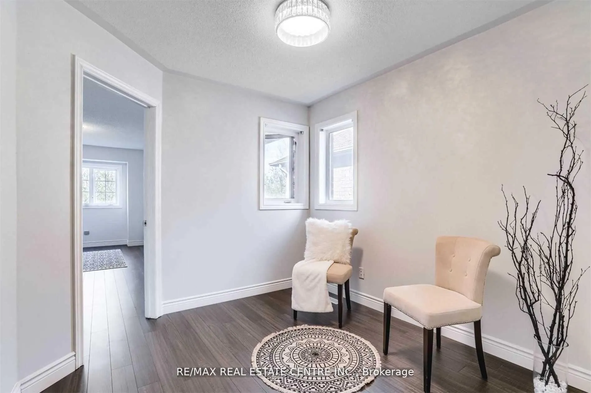 Photo 6 of 57 Woodhaven Drive, Brampton, Fletcher's Meadow — HOMEH