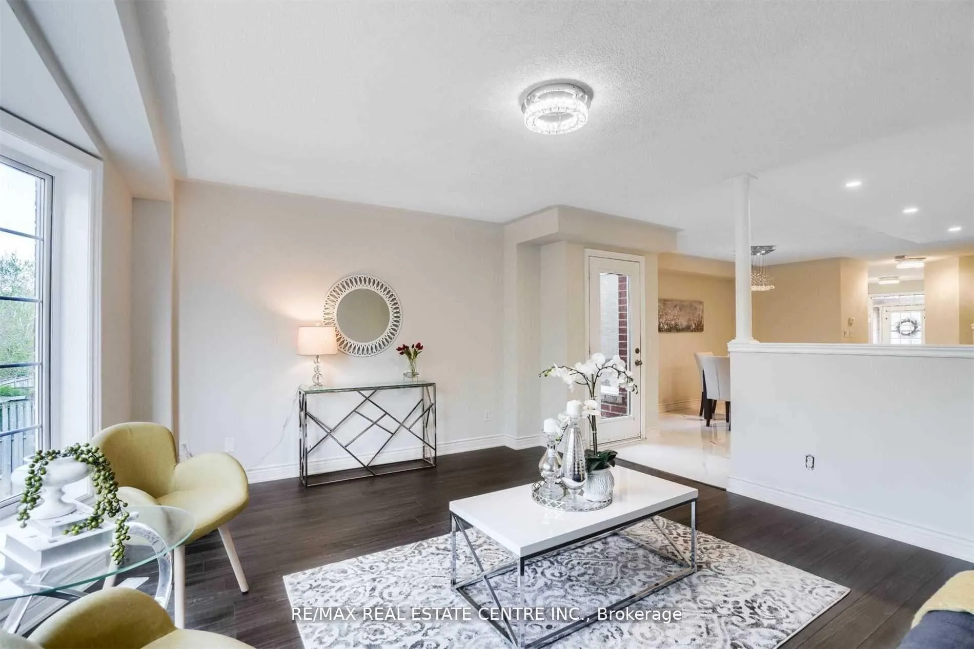 Photo 11 of 57 Woodhaven Drive, Brampton, Fletcher's Meadow — HOMEH
