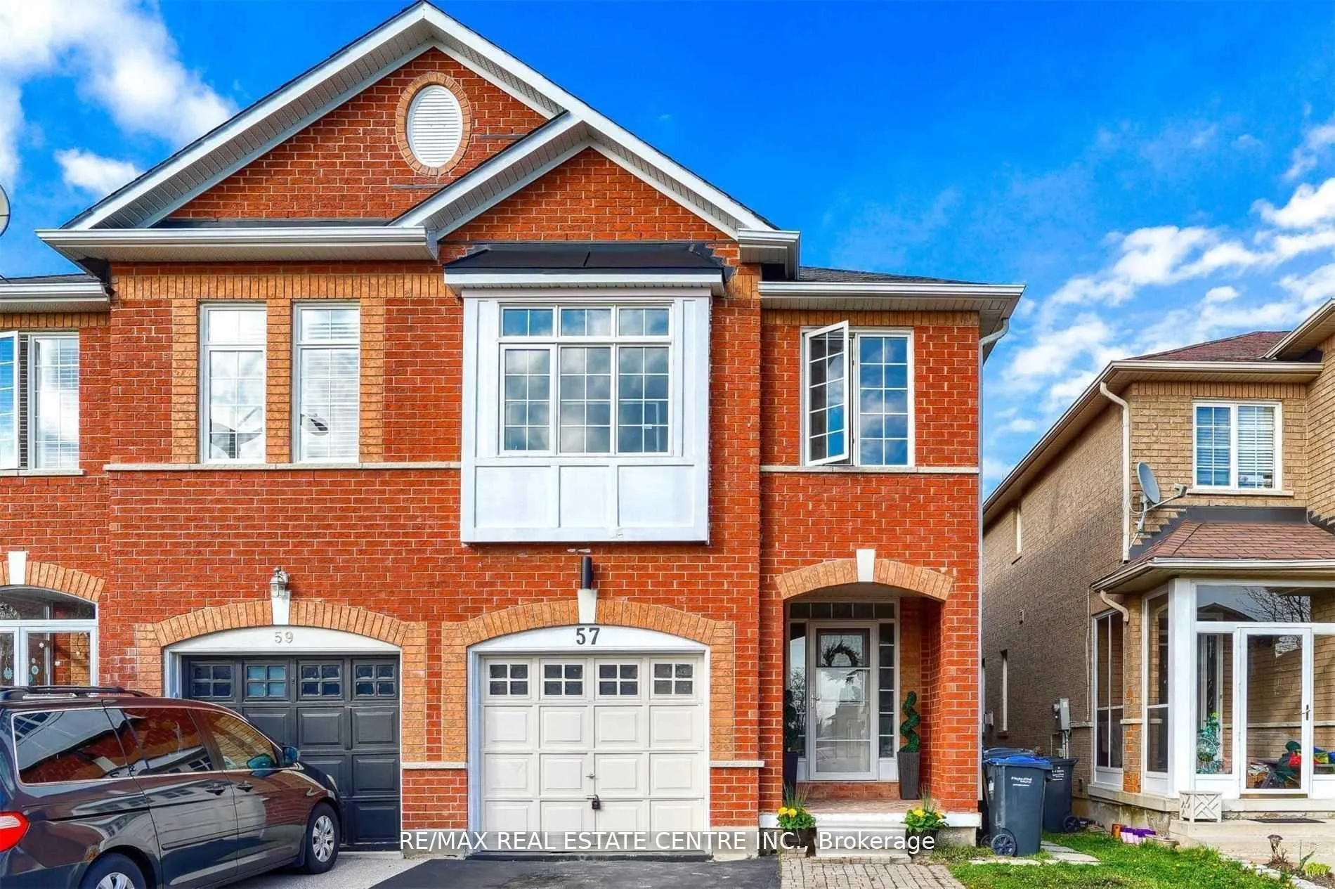 Photo 18 of 57 Woodhaven Drive, Brampton, Fletcher's Meadow — HOMEH