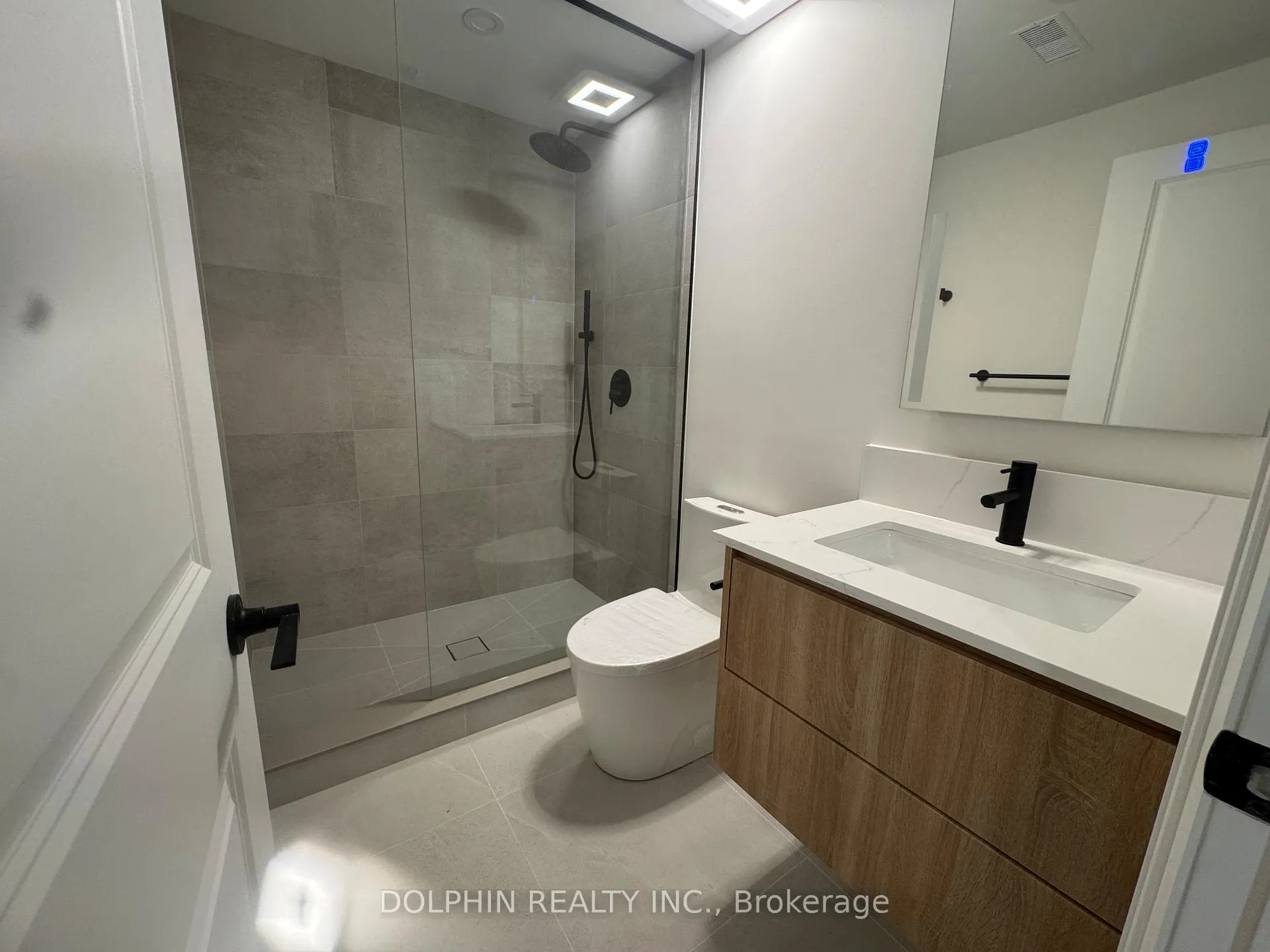 Photo 5 of Bsmt 40 Braeside Square, Markham, Unionville — HOMEH