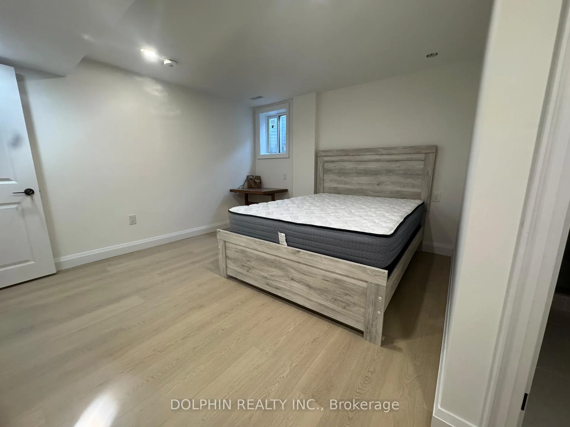 Photo 9 of Bsmt 40 Braeside Square, Markham, Unionville — HOMEH