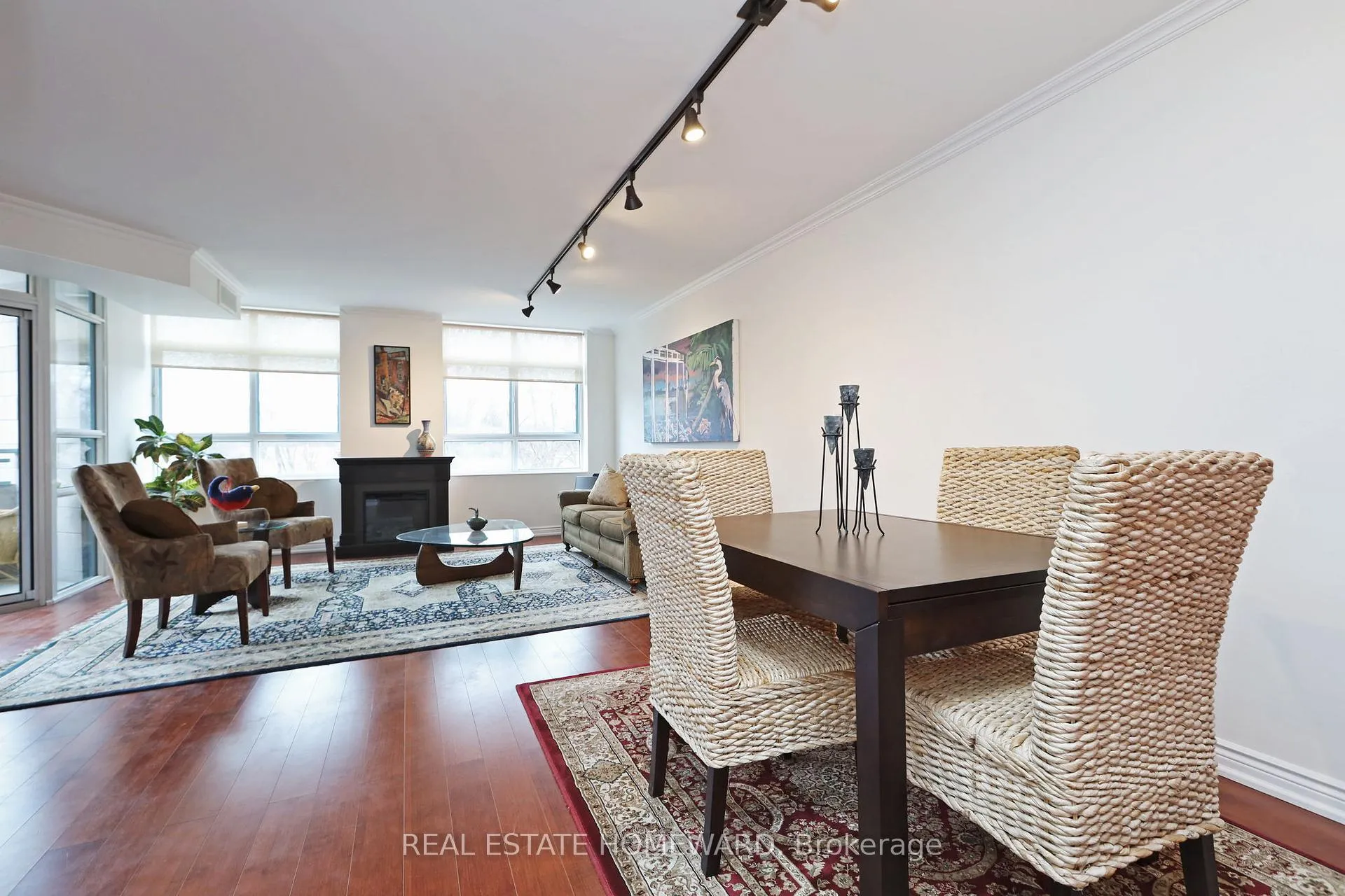 Photo 6 of Unit 411, 1093 Kingston Road, Scarborough, Birchcliffe-Cliffside — HOMEH